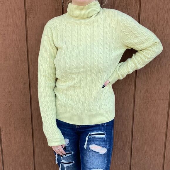 🍄Peck & Peck Light Sage Green 100% Cashmere Cottagecore Cowl/Turtleneck sweater - Picture 2 of 8